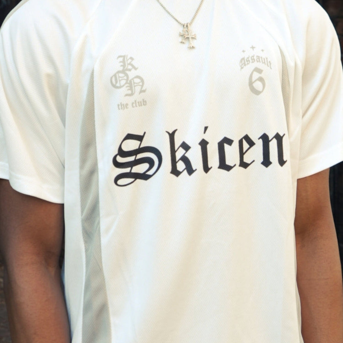 LUCENTE – TEE