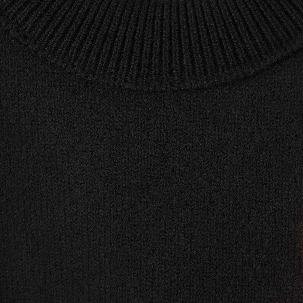 CHEST DETAIL KNIT
