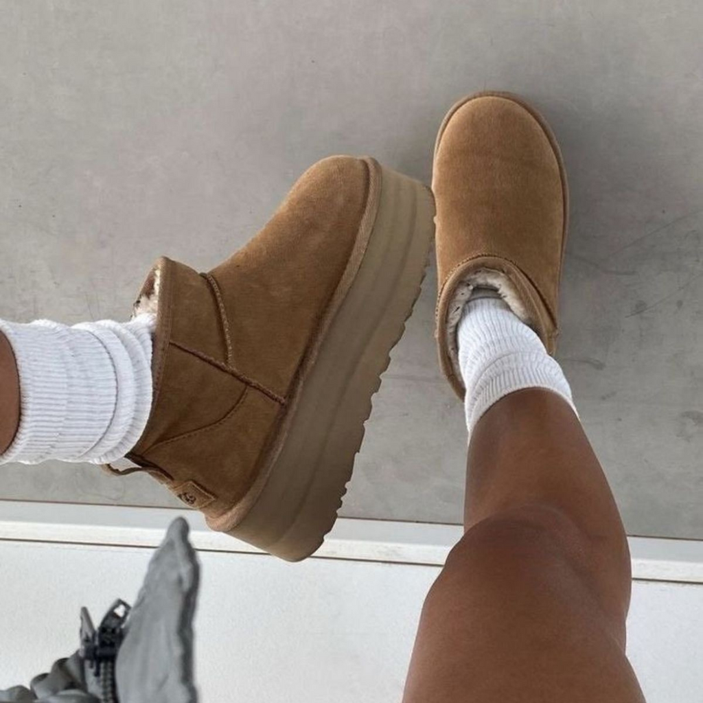 UGG Women's Boots Classic Ultra Mini Platform Chestnut