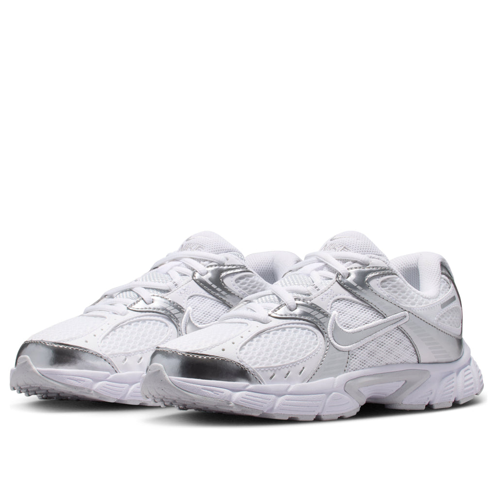 Nike V5 RNR White Pure Platinum Metallic Silver (GS)