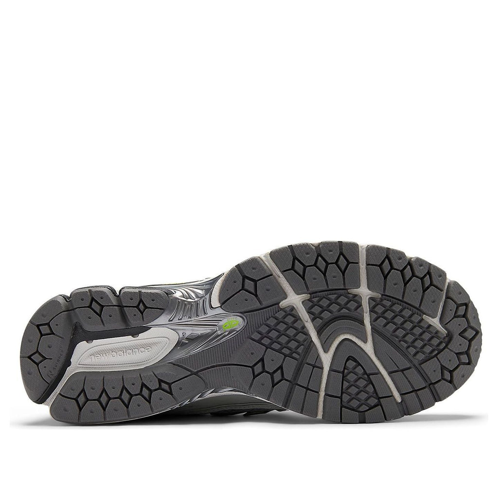 New Balance 1906R Light Silver Metallic Alkaline Green