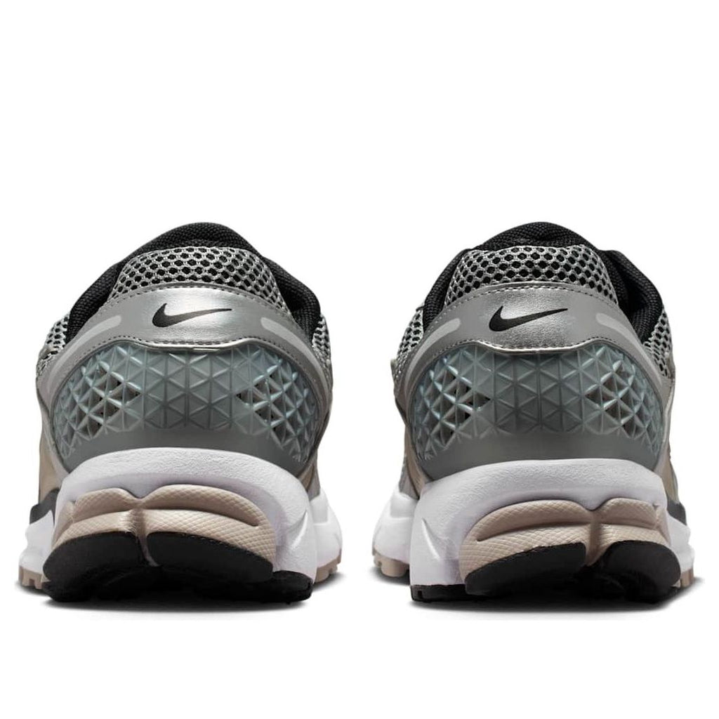 Nike Zoom Vomero 5 Metallic Silver College Grey