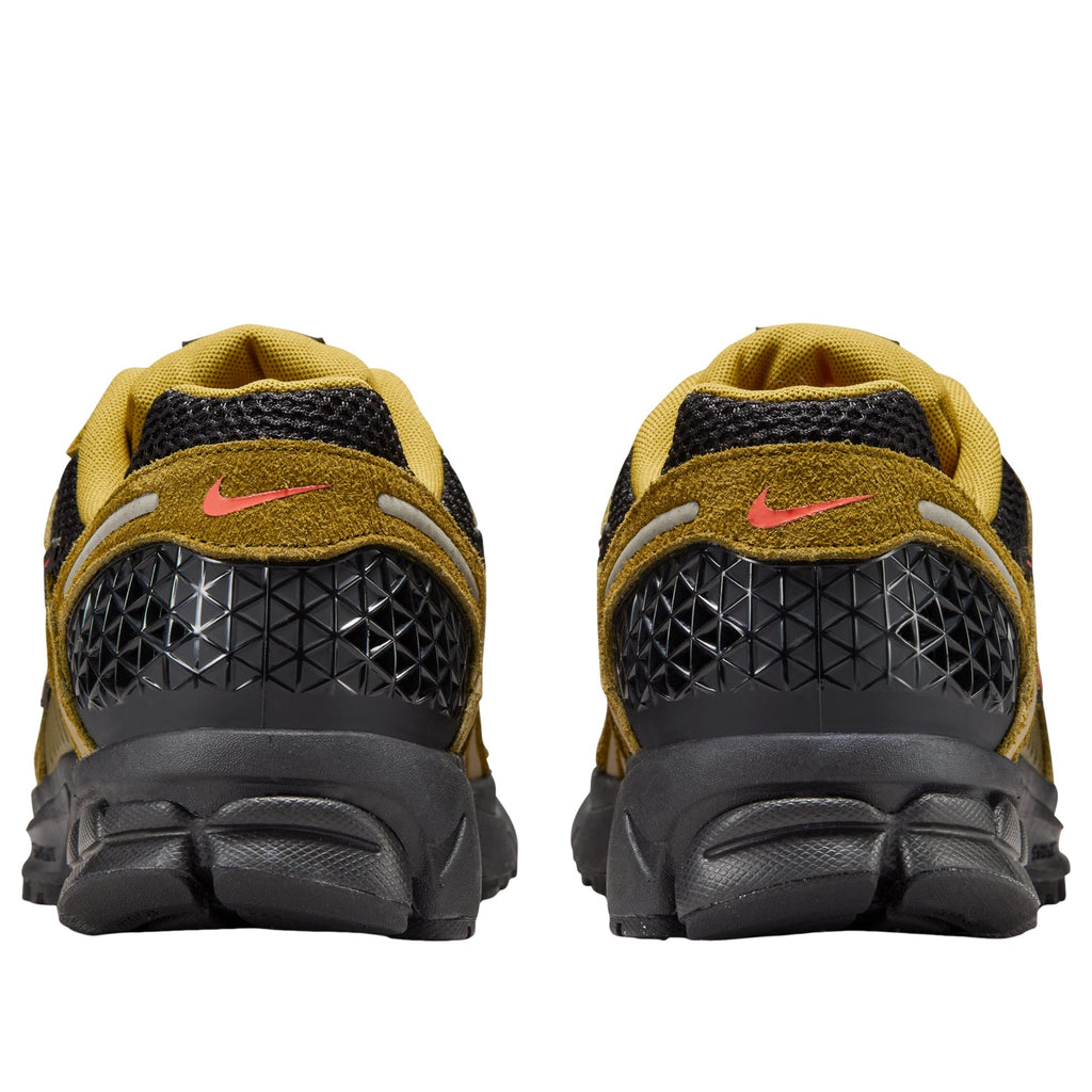 Nike Zoom Vomero 5 Premium Olive Flak Picante Red