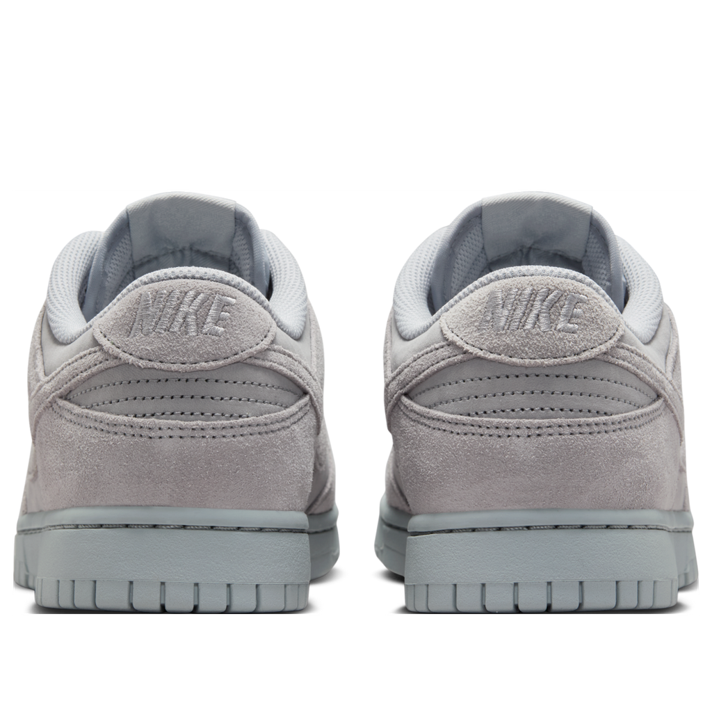 Nike Dunk Low SE Wolf Grey