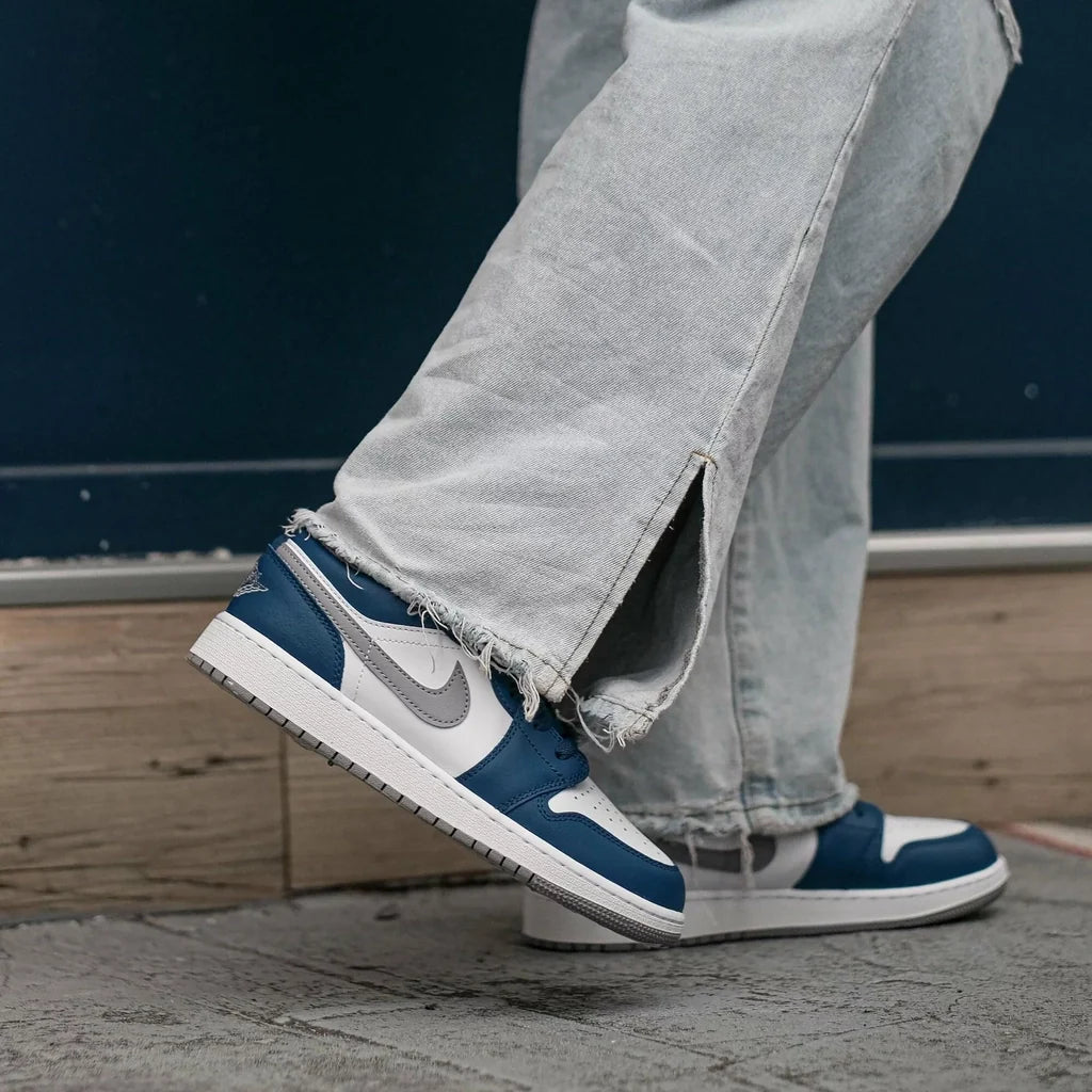 Air Jordan 1 Low True Blue