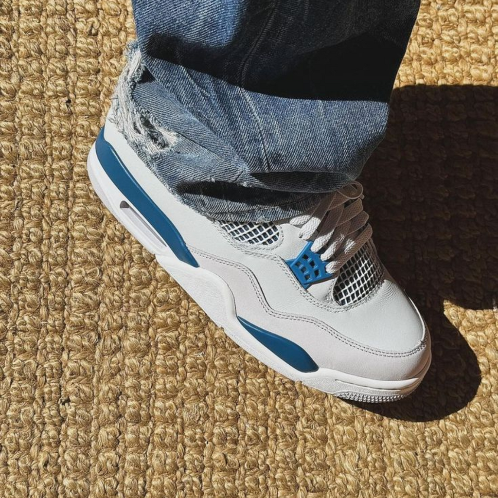 Nike Men's Sneakers Air Jordan 4 Retro Military Blue