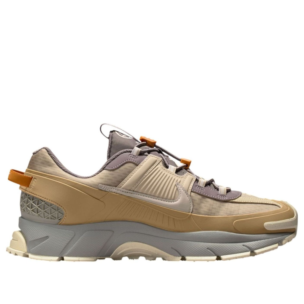 Nike Zoom Vomero 5 Roam Running Poets