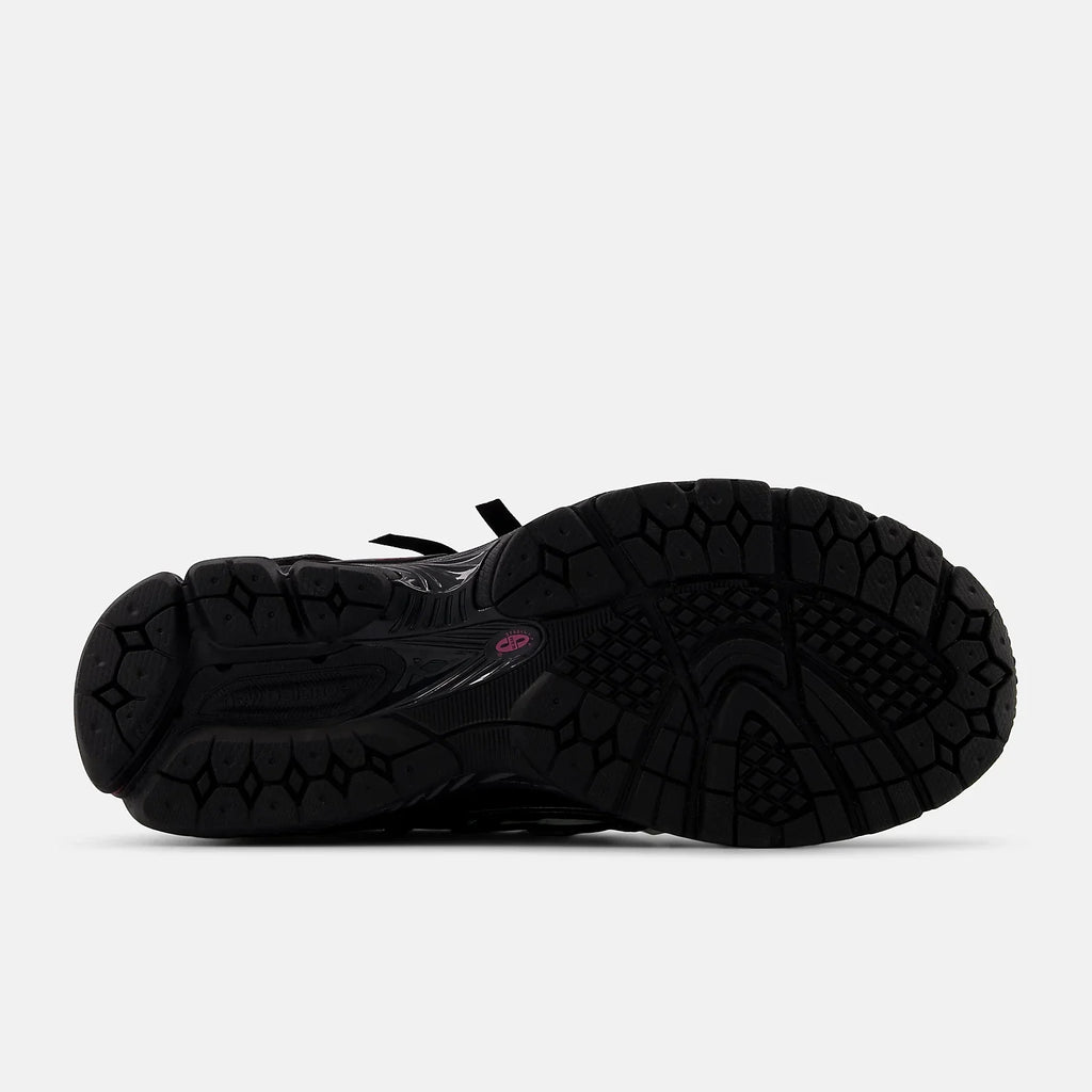 New Balance 1906A Black Pink