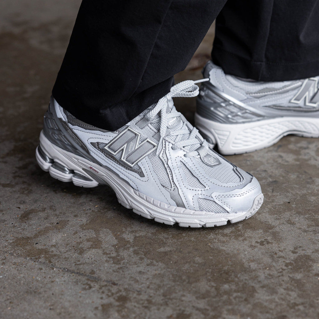 New Balance 1906D Protection Pack Silver Metallic
