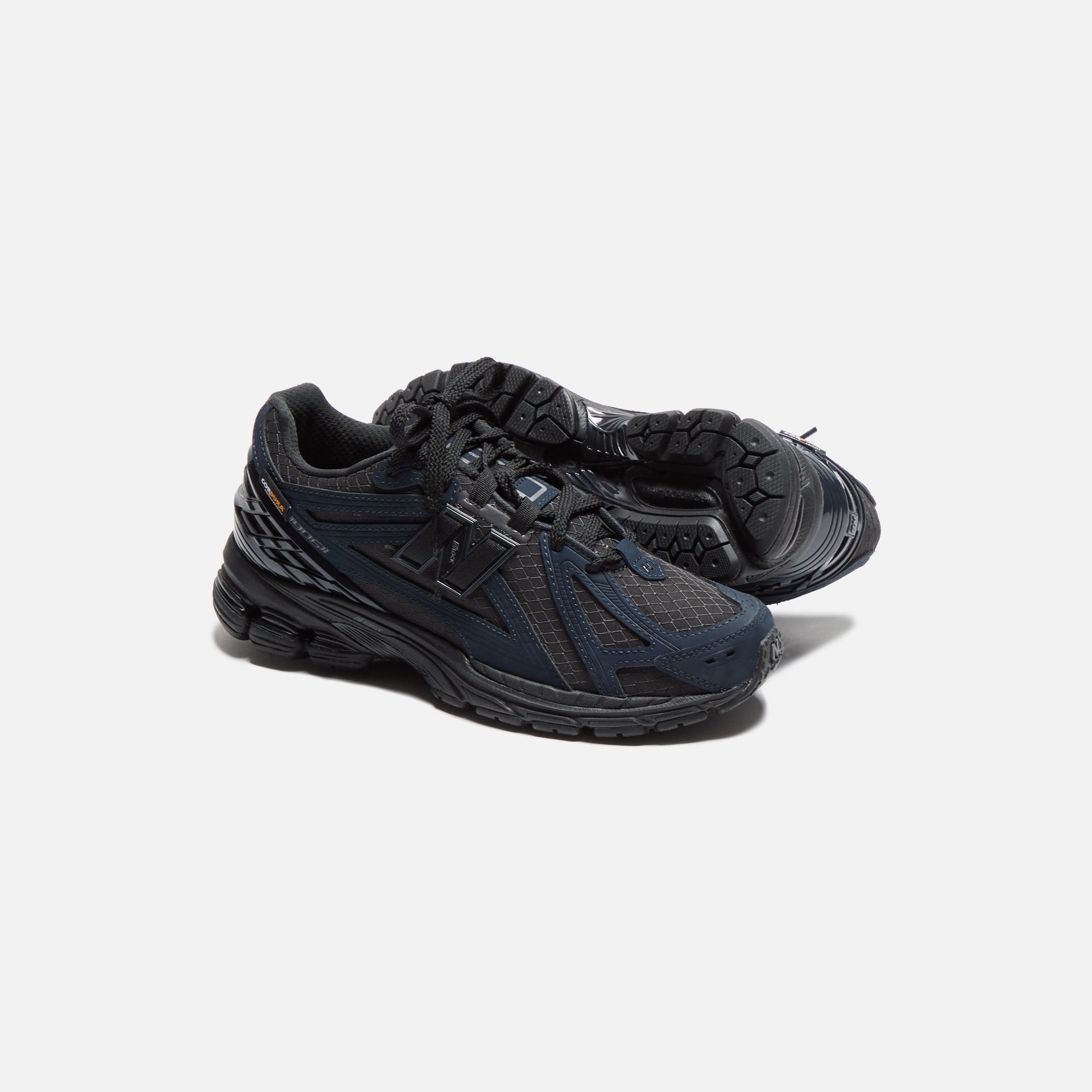 New Balance 1906R Cordura Outerspace