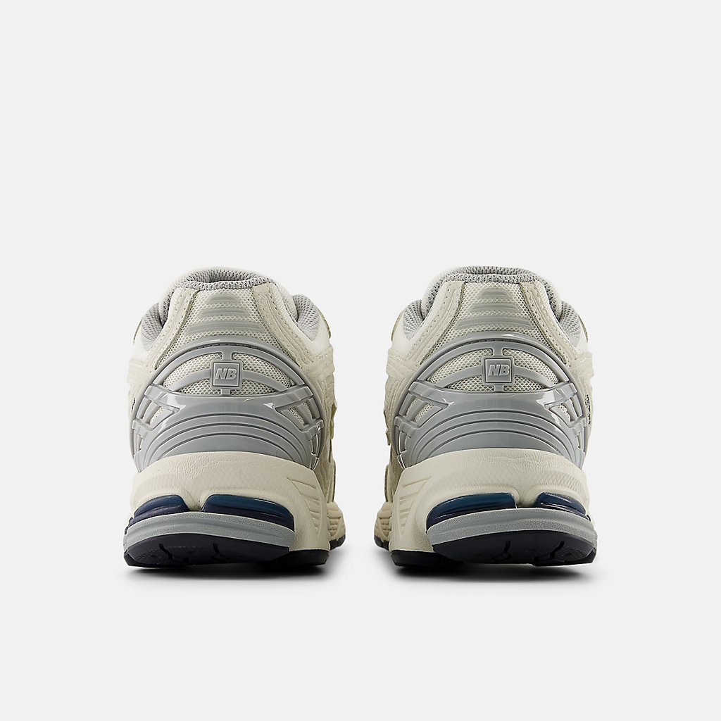 New Balance 1906R Sea Salt Navy