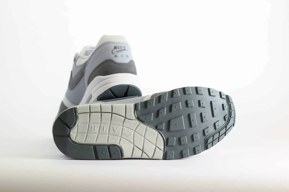 Nike Air Max 1 '87 Photon Dust Wolf Grey