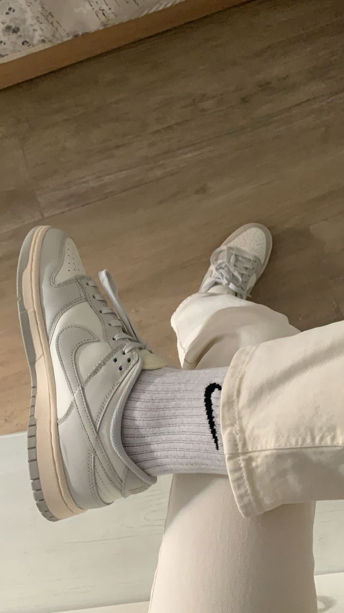 Nike Dunk Low Light Bone