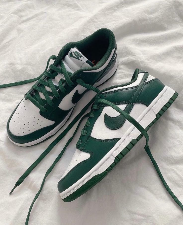 Nike Unisex Sneakers Dunk Low Spartan Green