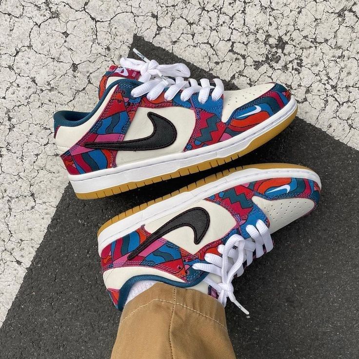Nike SB Dunk Low Parra (2021)