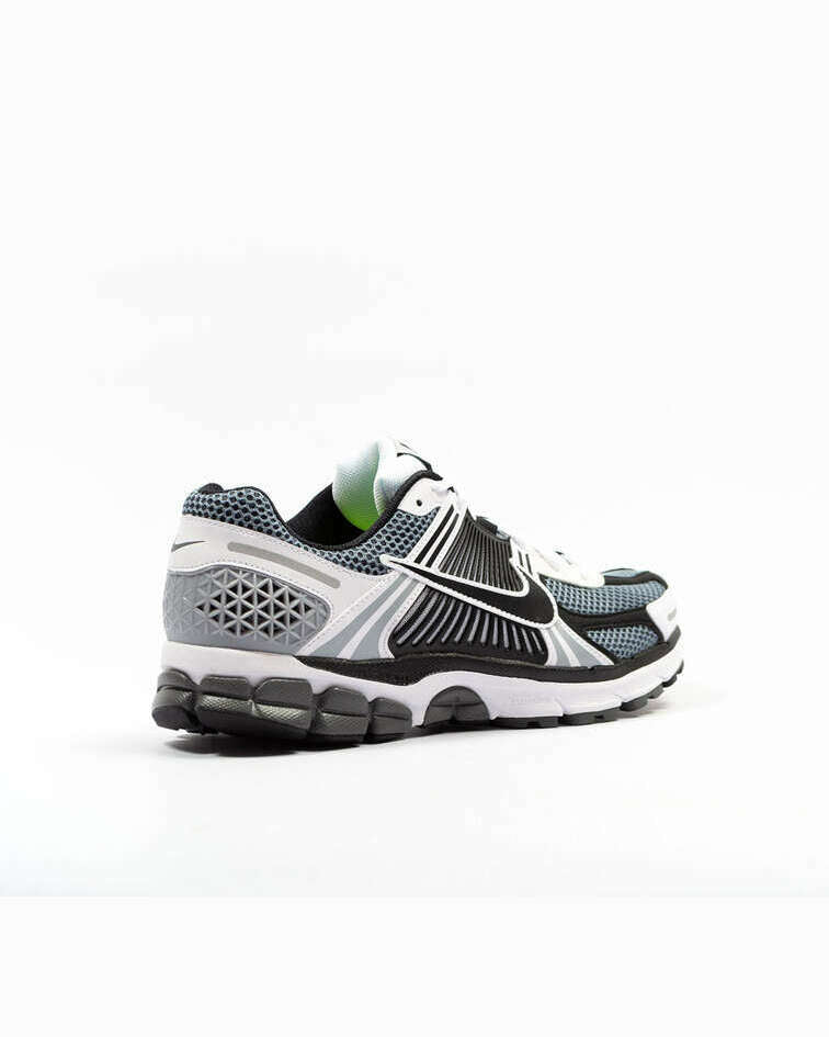 Nike Unisex Sneakers Zoom Vomero 5 SE SP Dark Grey Black White