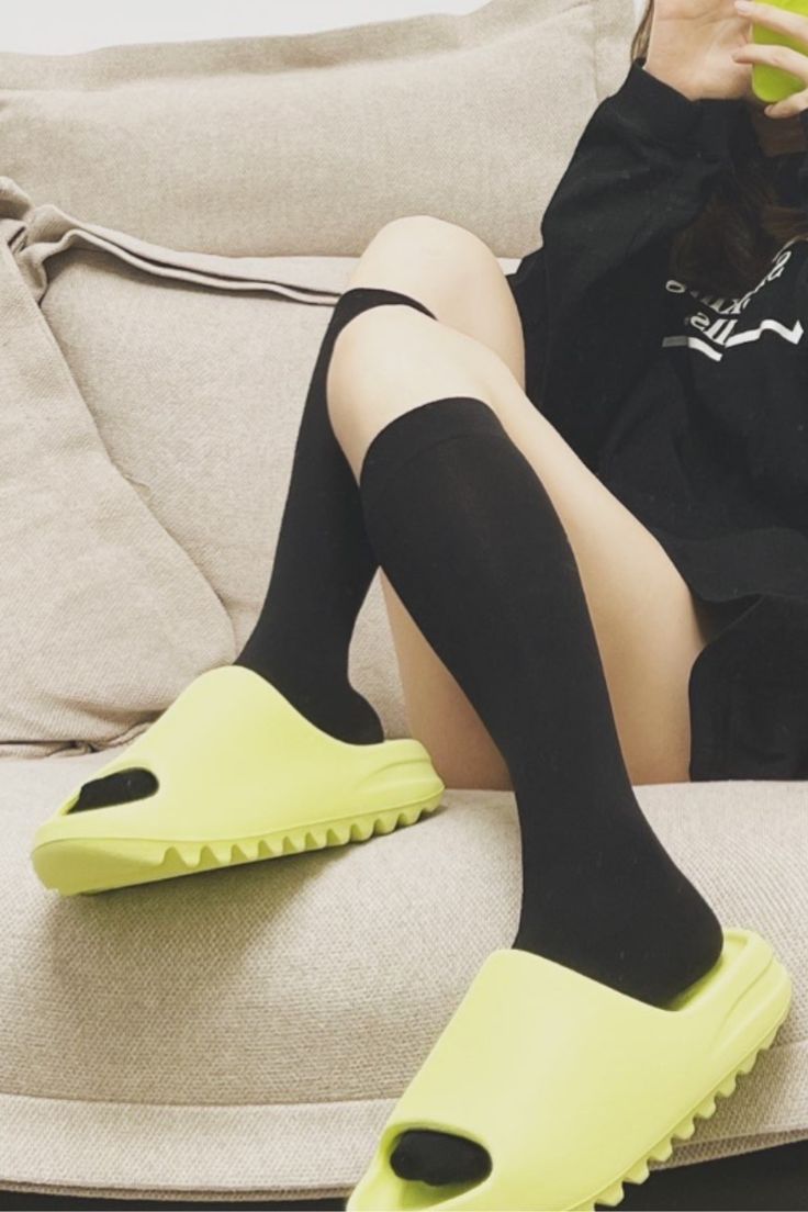 Adidas Yeezy Slide Glow Green