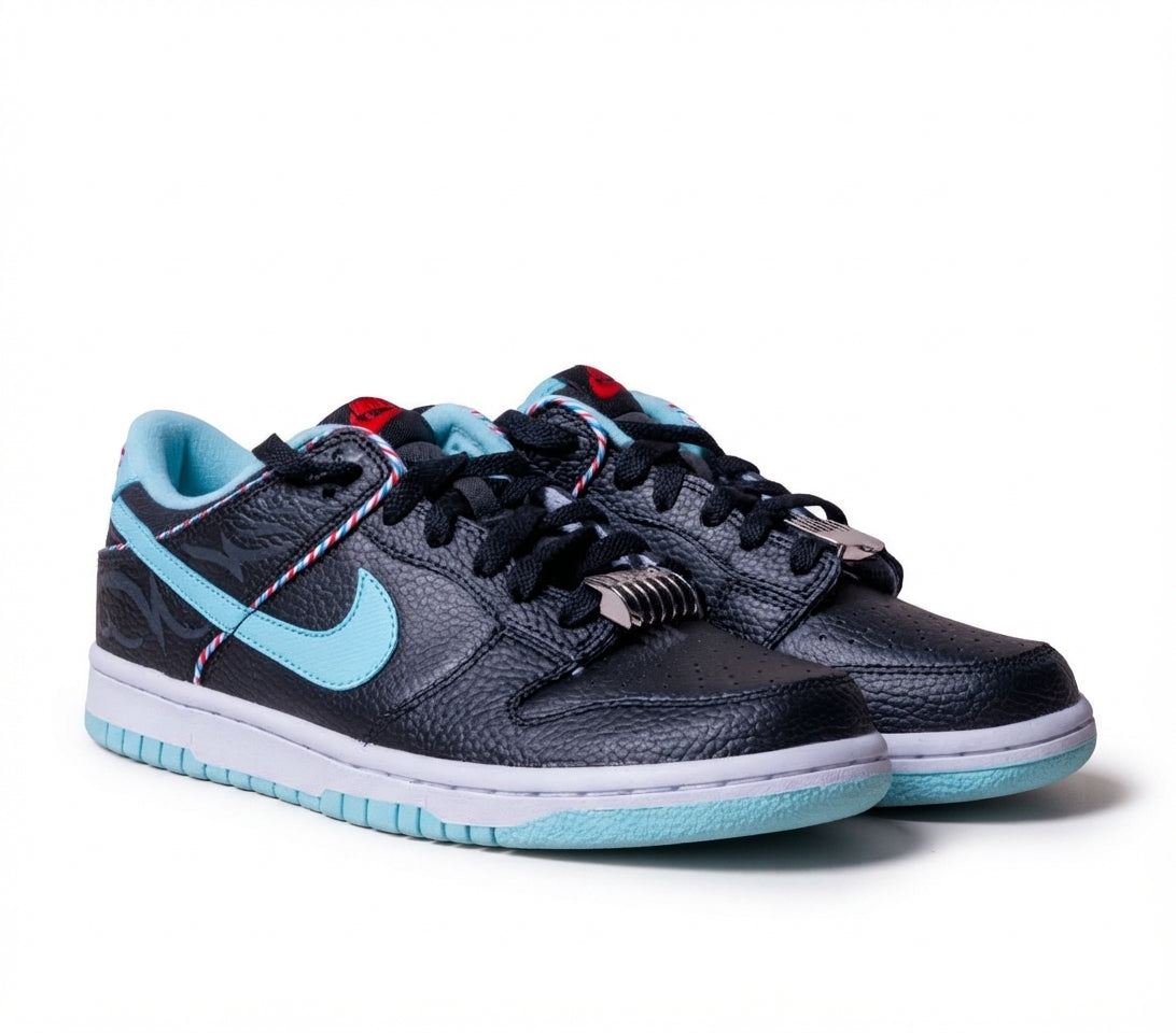 Nike Dunk Low SE Barber Shop Black