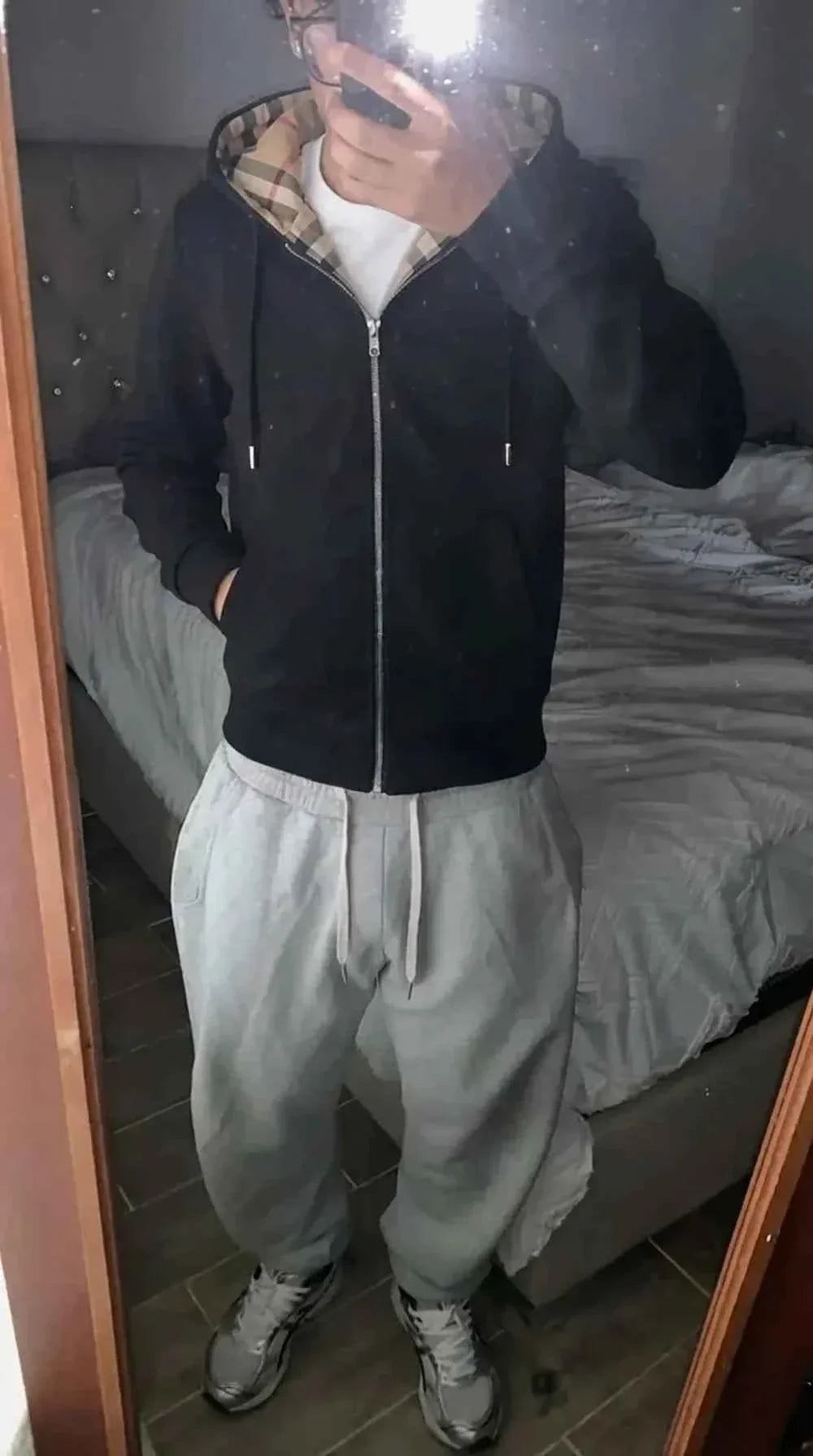 EASY OUT - OUTFIT