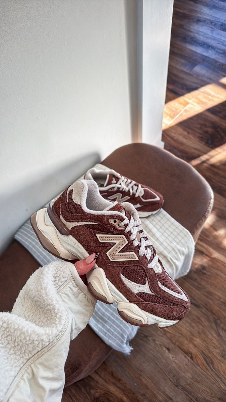 New Balance 9060 Rich Oak