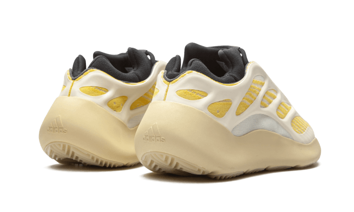 Adidas Yeezy 700 V3 Safflower